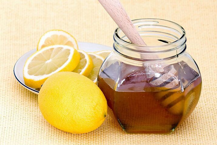 Lemon and honey are ingredients in a mask that completely whitens and hardens the face